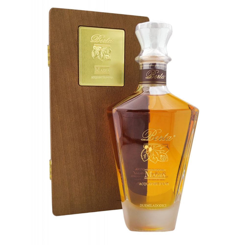 43,95 €  Grappa Poli Cleopatra Oro Italy 70 cl