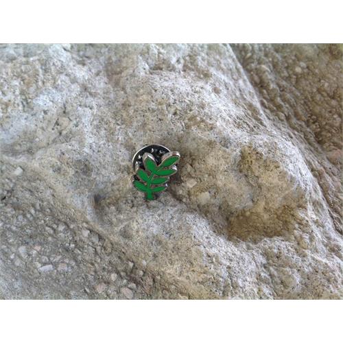 spilla-massonica-simbolo-acacia-argento-dipinta-a-mano