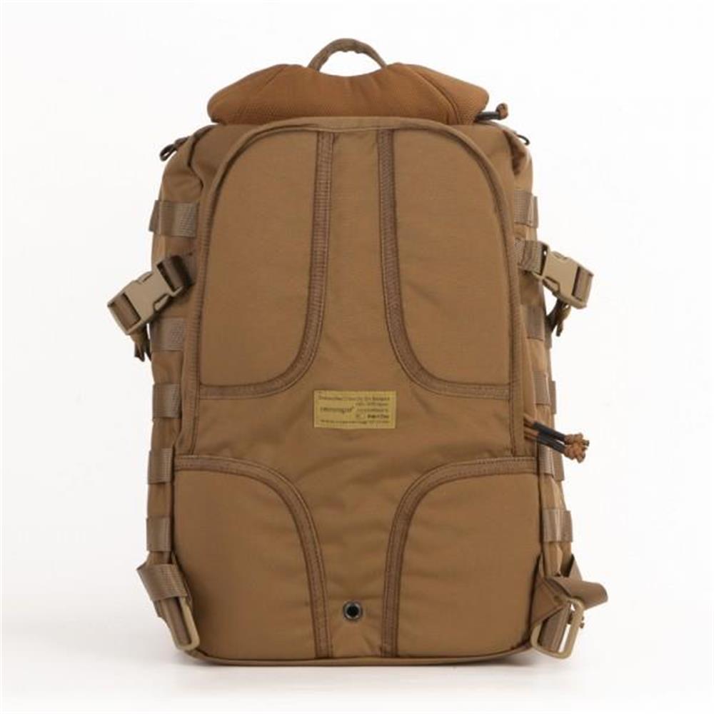 Zaino City Slim BackPack 21 litri coyote brown EmersonGear Borse e Zaini -  Antica Porta del Titano: armeria a San Marino e softair shop online