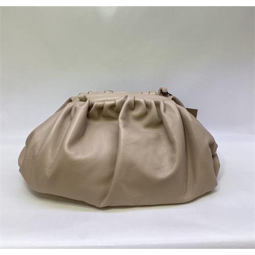 pouch-bag-in-pelle