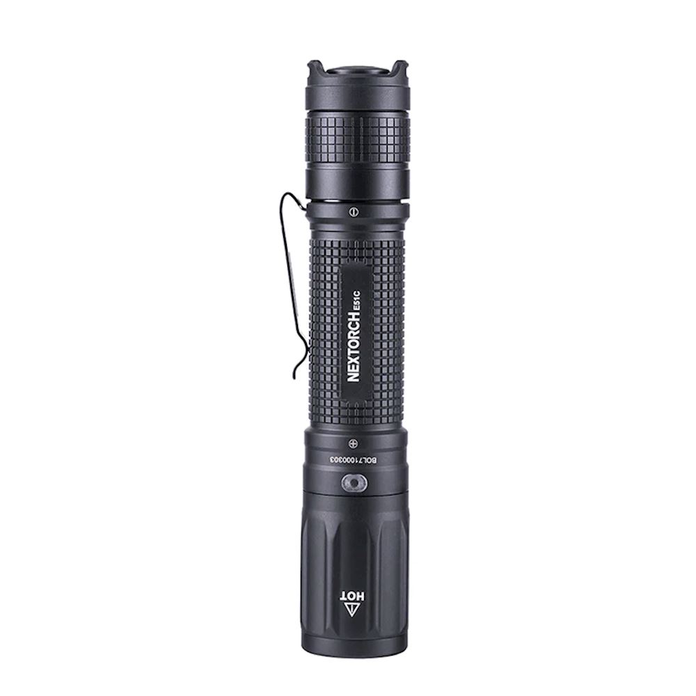 GENERISE Torcia LED 350 Lumen, Super Luminosa E Potente, Tascabile E Compatta, Zoom Regolabile, Resistente All'Acqua, Per Campeggio, Pesca, Escursioni (1 Batteria AA)