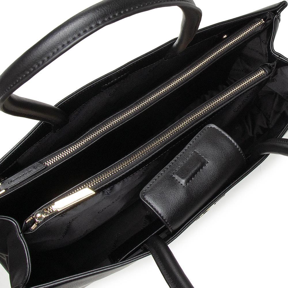Shopper Grande Porta Tablet o PC Calvin Klein K60K608720 Black Borse -  Vendita borse in pelle e accessori moda a Coriano di Rimini - Pelletteria  Casadei