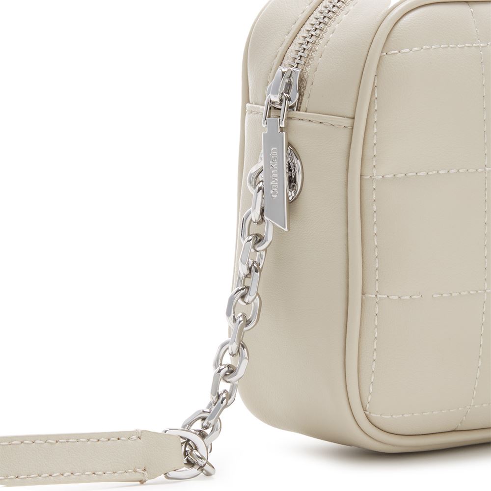 Calvin Klein Bella Novelty Crossbody, Black Ombre Snake: Handbags:  Amazon.com