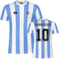 D10s c'è: 60 anni della leggenda di Diego Armando Maradona